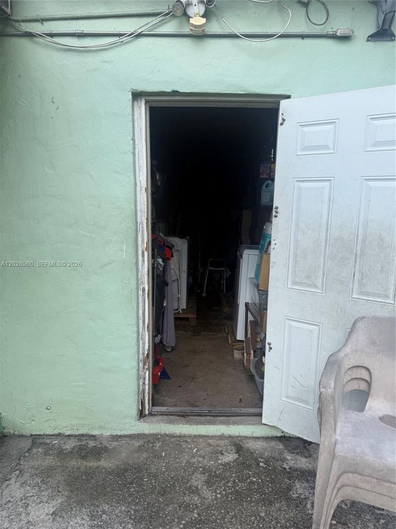 1741 NW 92nd St, Miami, FL 33147 Photo