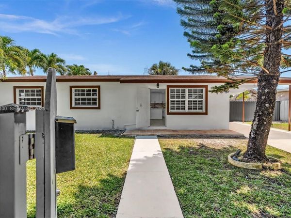 11790 SW 34th St , Miami, FL 33175