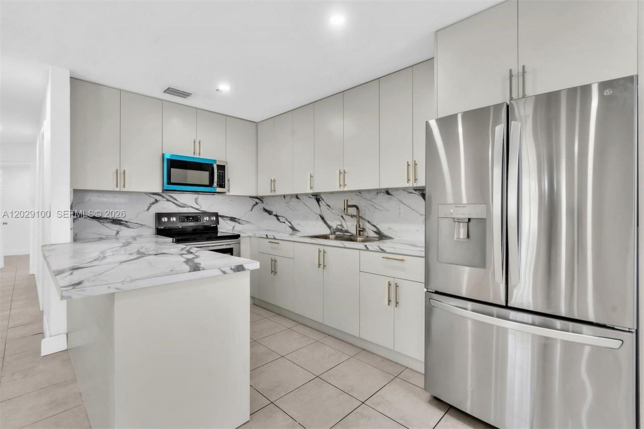 11790 SW 34th St , Miami, FL 33175 Photo