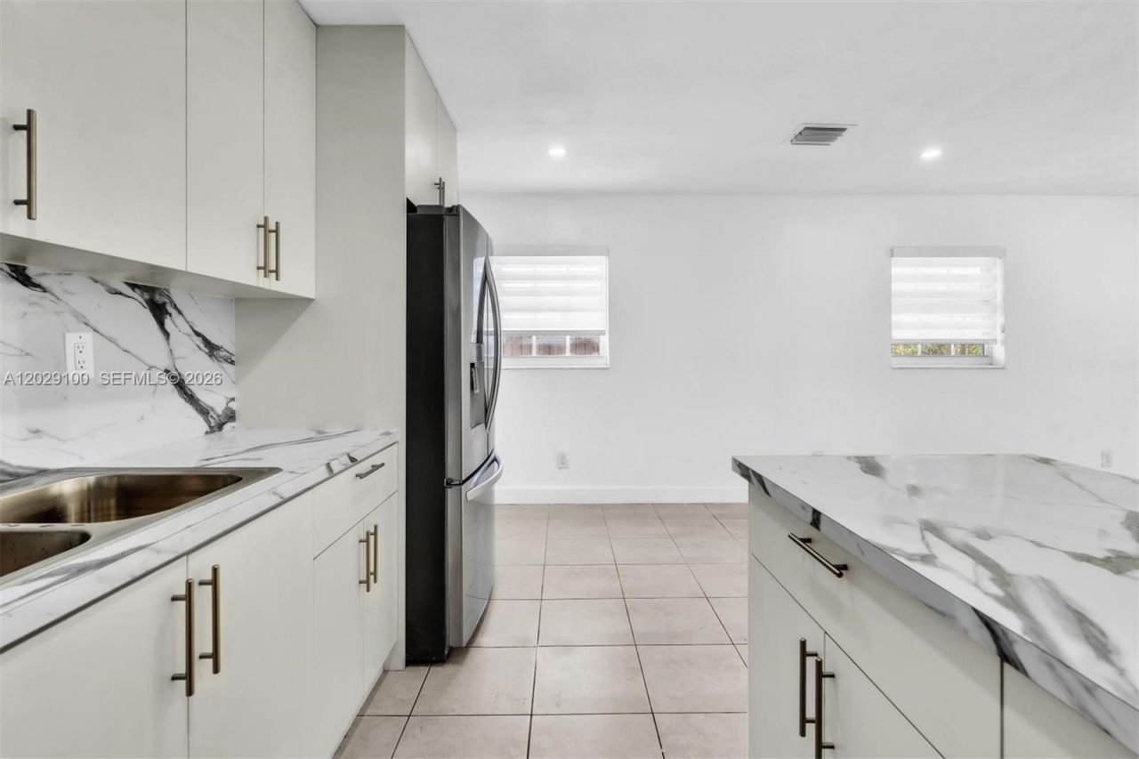 11790 SW 34th St , Miami, FL 33175 Photo