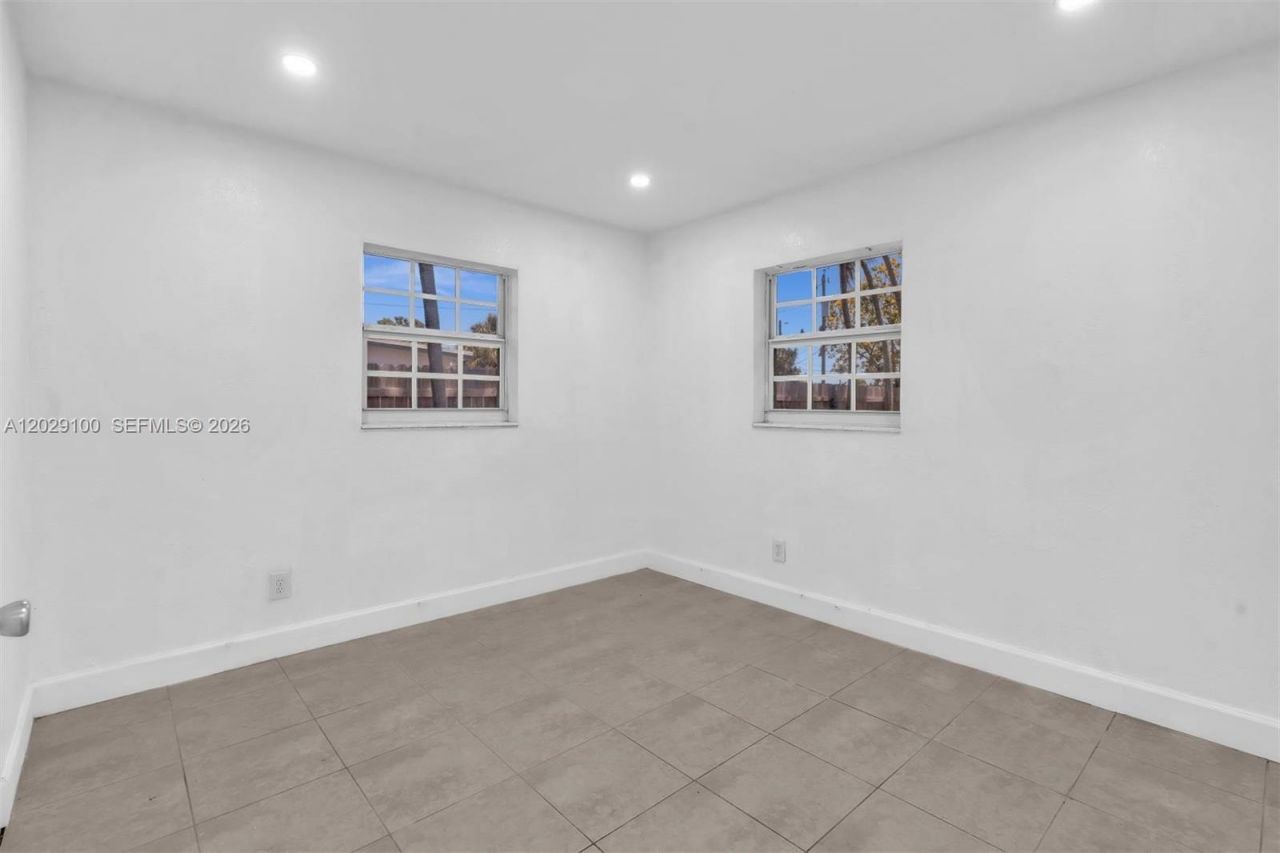 11790 SW 34th St , Miami, FL 33175 Photo