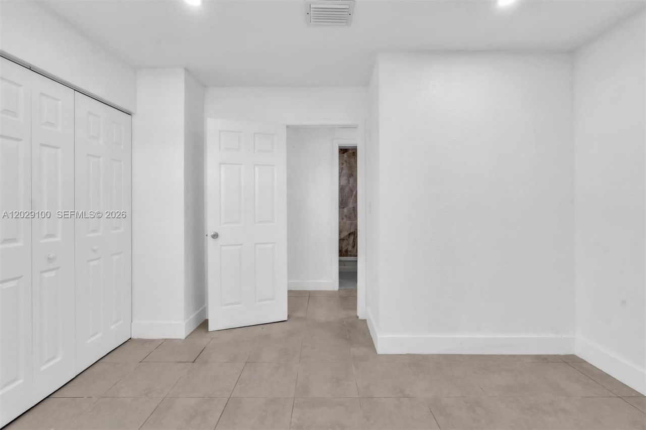 11790 SW 34th St , Miami, FL 33175 Photo