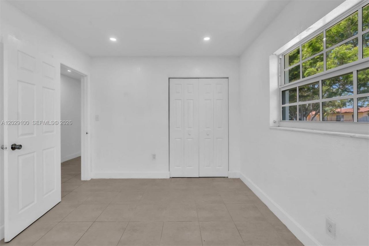 11790 SW 34th St , Miami, FL 33175 Photo
