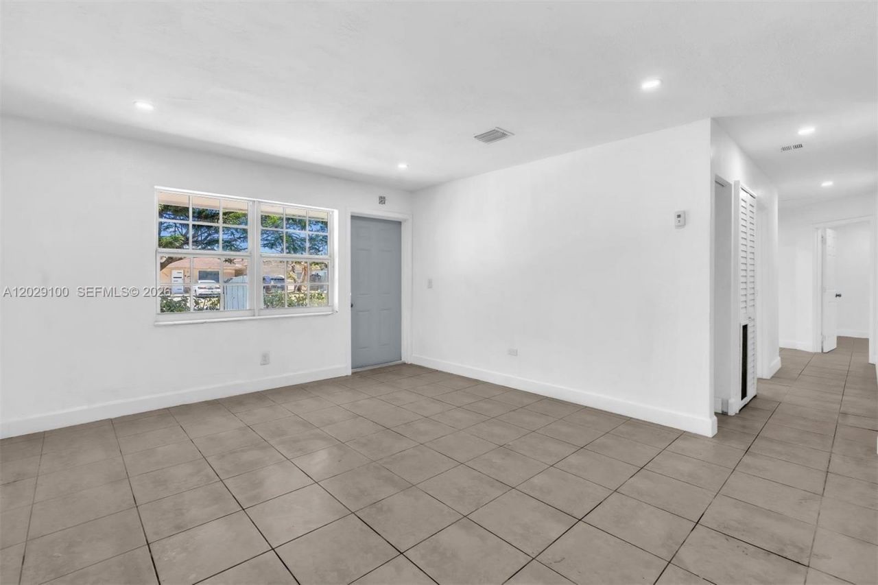 11790 SW 34th St , Miami, FL 33175 Photo