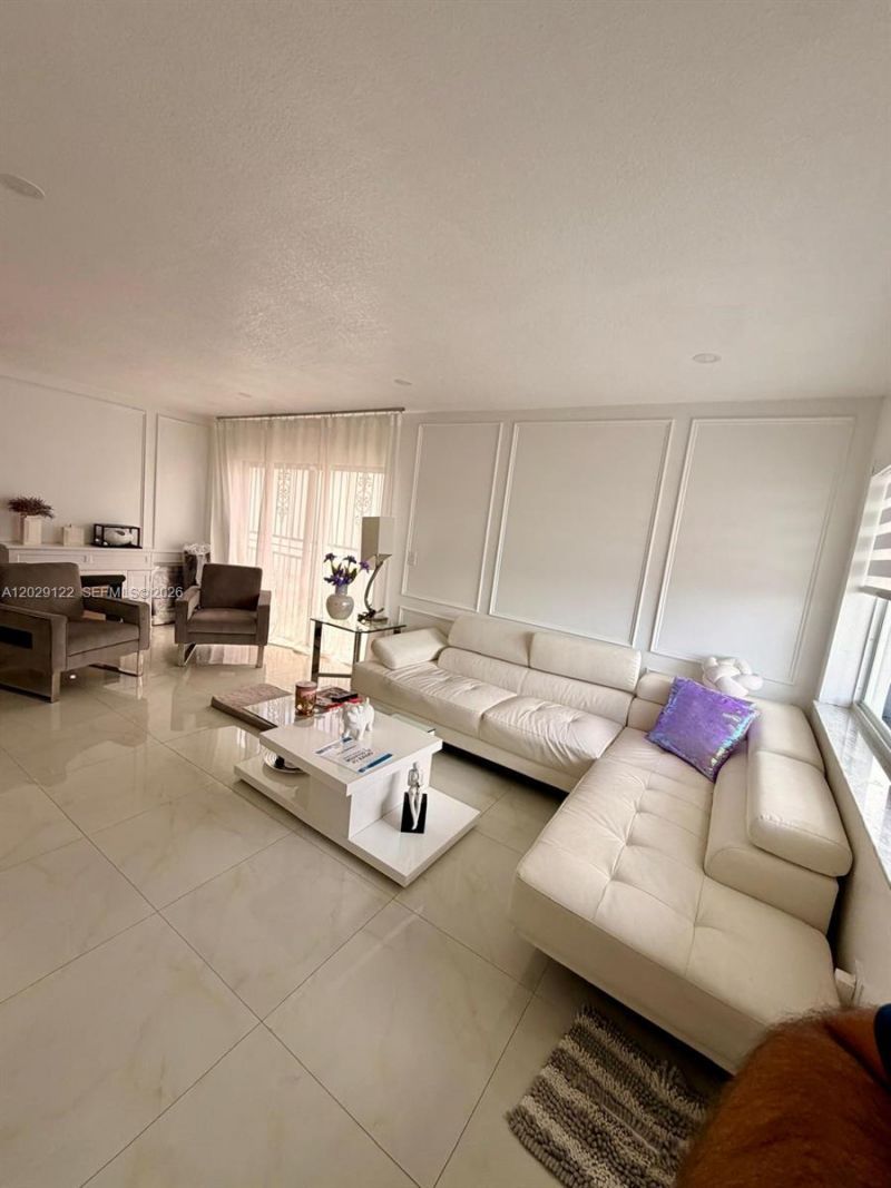 13336 NW 5th Ter, Miami, FL 33182 Photo