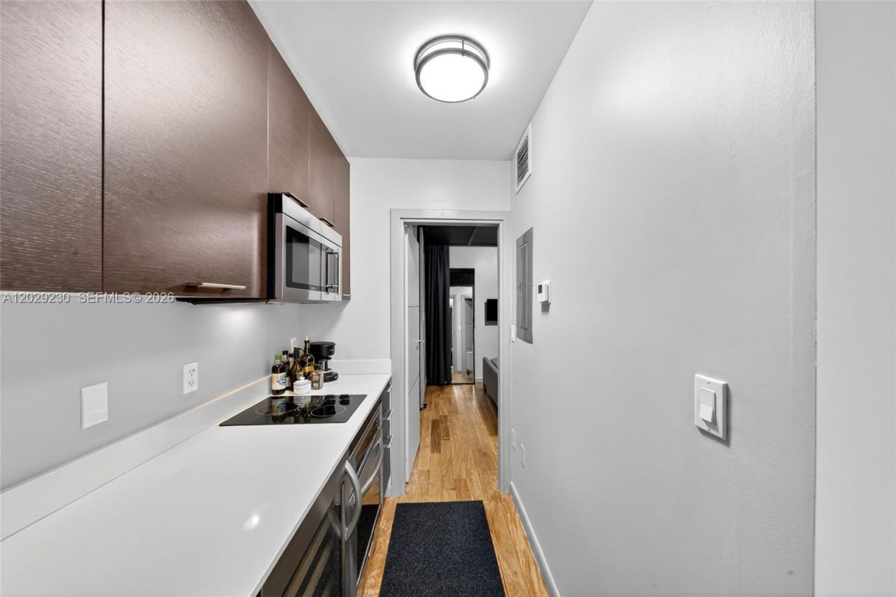 1568 Pennsylvania Ave , Unit 312, Miami Beach, FL 33139 Photo