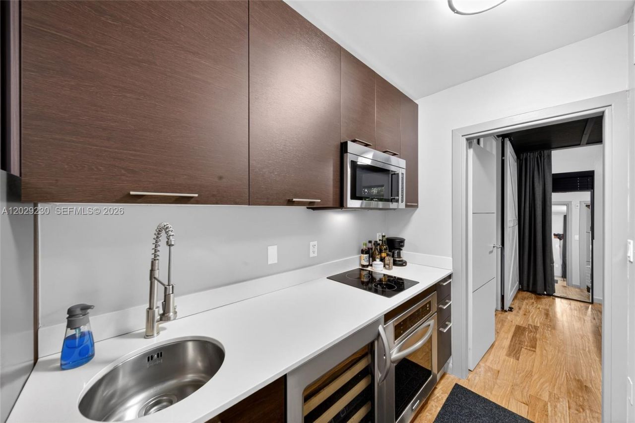 1568 Pennsylvania Ave , Unit 312, Miami Beach, FL 33139 Photo