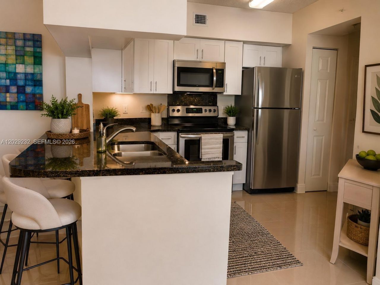 17100 N Bay Rd, Unit 1605, Sunny Isles Beach, FL 33160 Photo