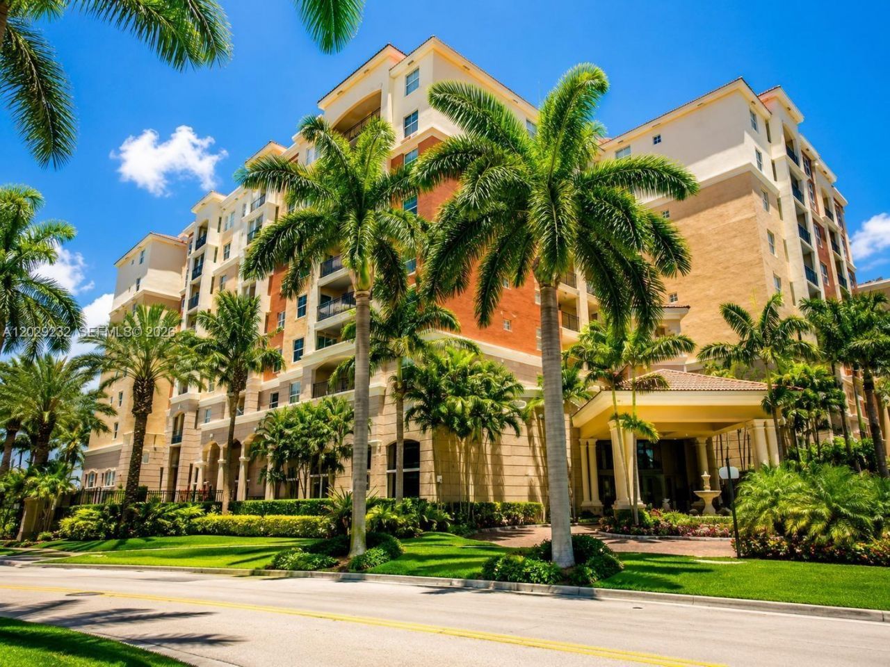 17100 N Bay Rd, Unit 1605, Sunny Isles Beach, FL 33160 Photo