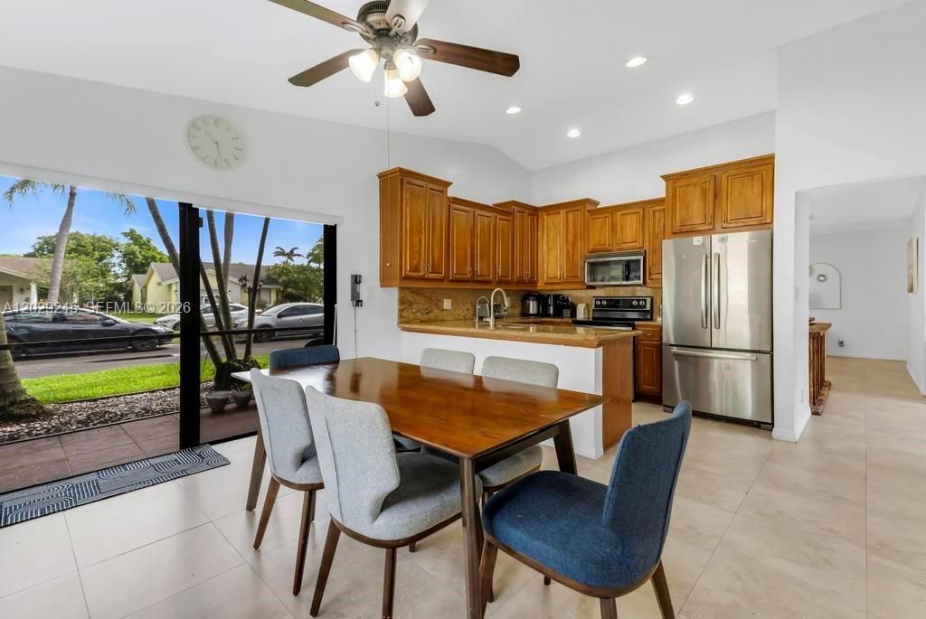 971 NW 89th Ave , Plantation, FL 33324 Photo