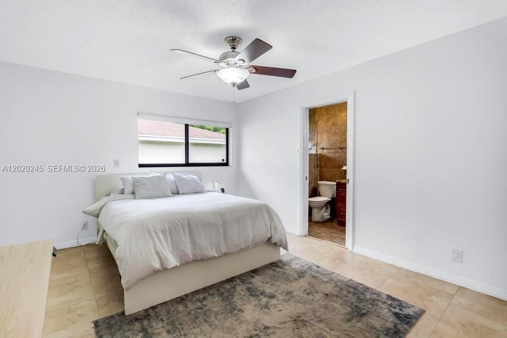 971 NW 89th Ave , Plantation, FL 33324 Photo
