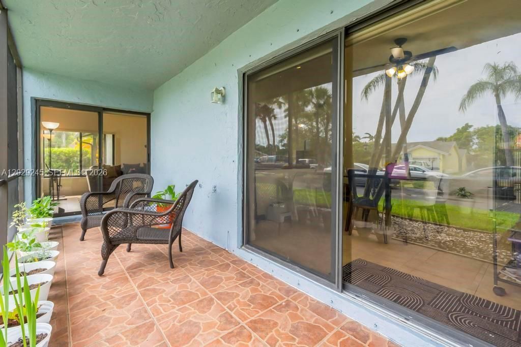 971 NW 89th Ave , Plantation, FL 33324 Photo