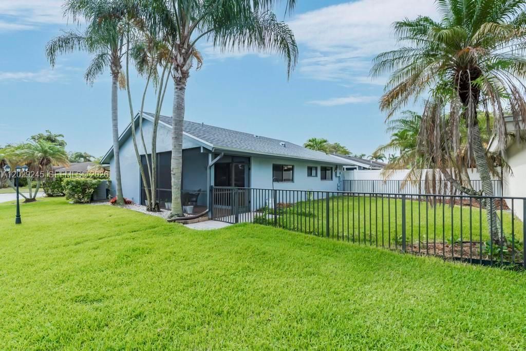 971 NW 89th Ave , Plantation, FL 33324 Photo