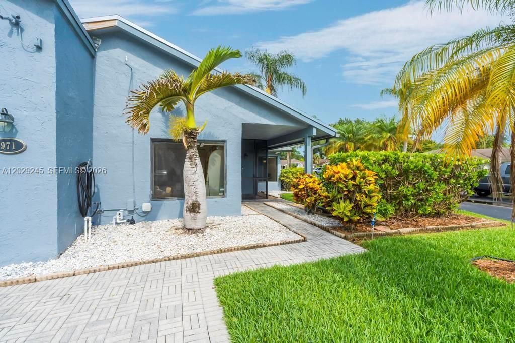 971 NW 89th Ave , Plantation, FL 33324 Photo