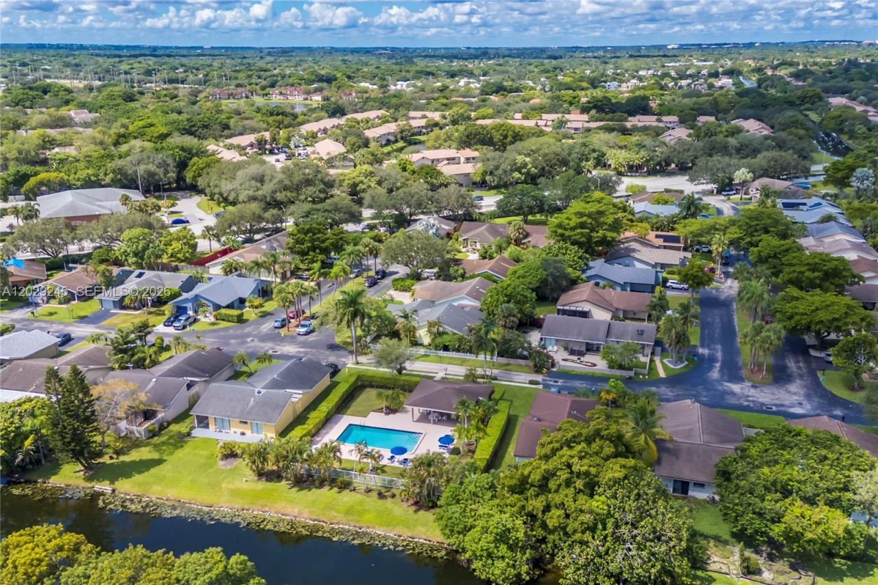 971 NW 89th Ave , Plantation, FL 33324 Photo