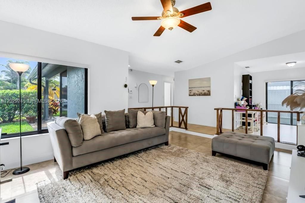 971 NW 89th Ave , Plantation, FL 33324 Photo