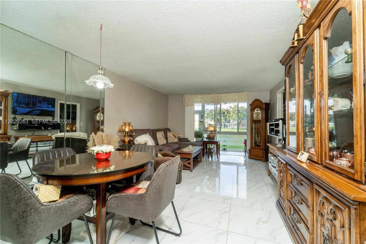 2811 N Pine Island Rd, Unit 102, Sunrise, FL 33322 Photo