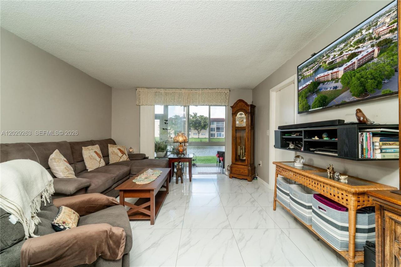 2811 N Pine Island Rd, Unit 102, Sunrise, FL 33322 Photo