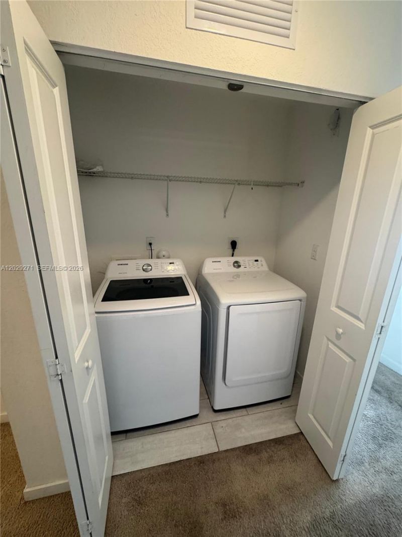 1048 SE 23rd Ter, Homestead, FL 33035 Photo