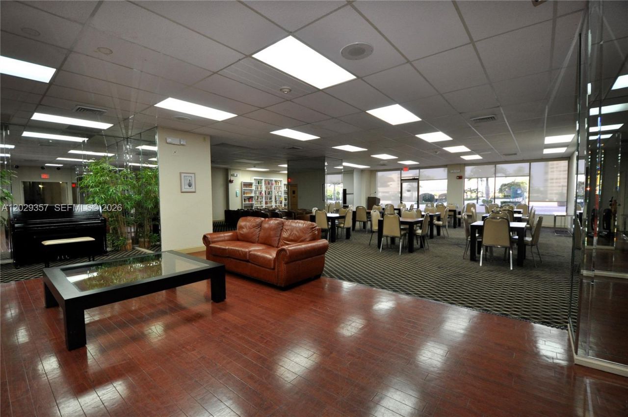 1865 S Ocean Dr , Unit 20H, Hallandale Beach, FL 33009 Photo