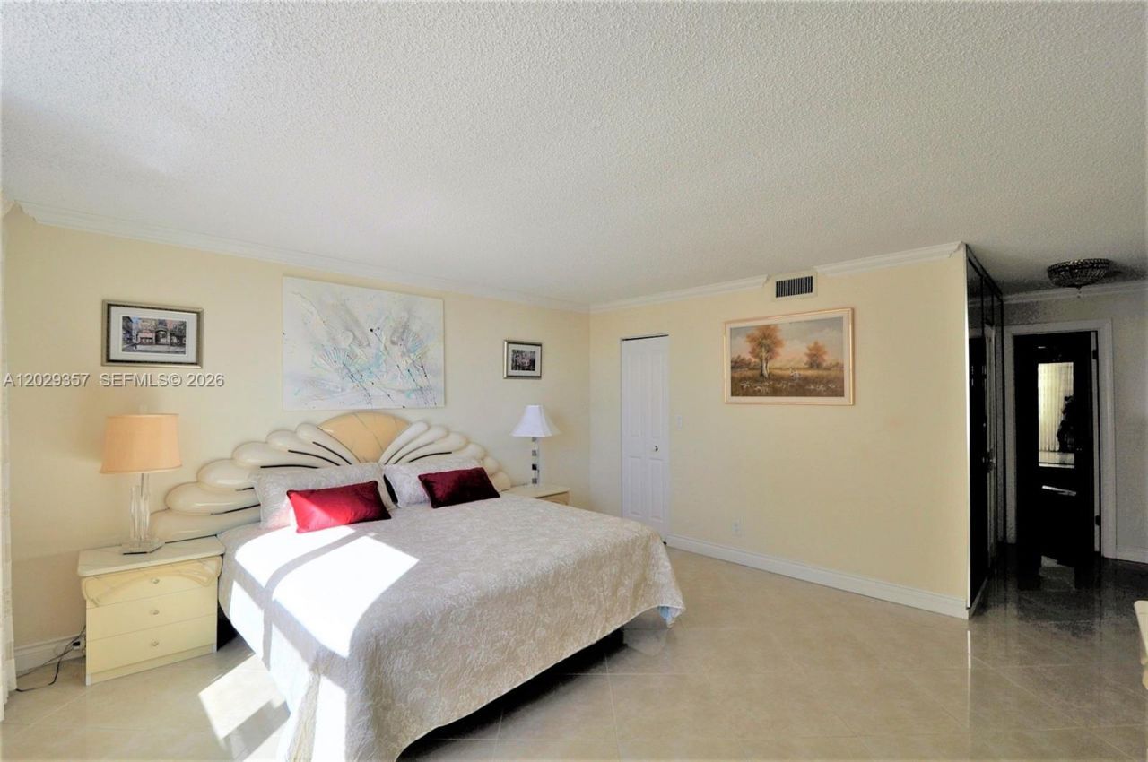 1865 S Ocean Dr , Unit 20H, Hallandale Beach, FL 33009 Photo
