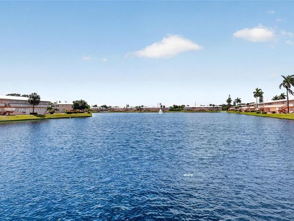 820 SW 11th Ave , Unit 15B, Hallandale Beach, FL 33009