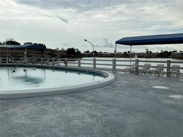 820 SW 11th Ave , Unit 15B, Hallandale Beach, FL 33009