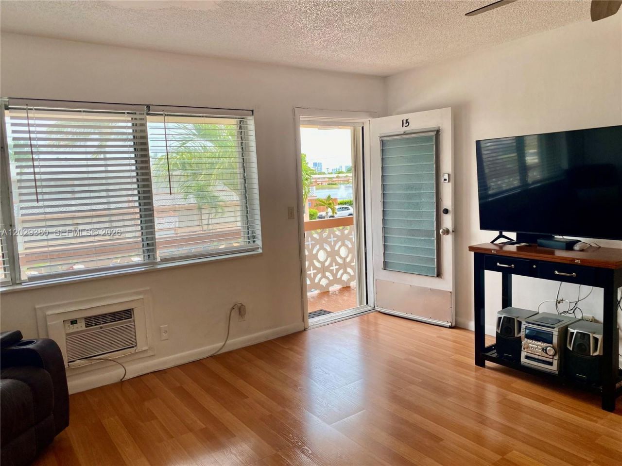 820 SW 11th Ave , Unit 15B, Hallandale Beach, FL 33009 Photo