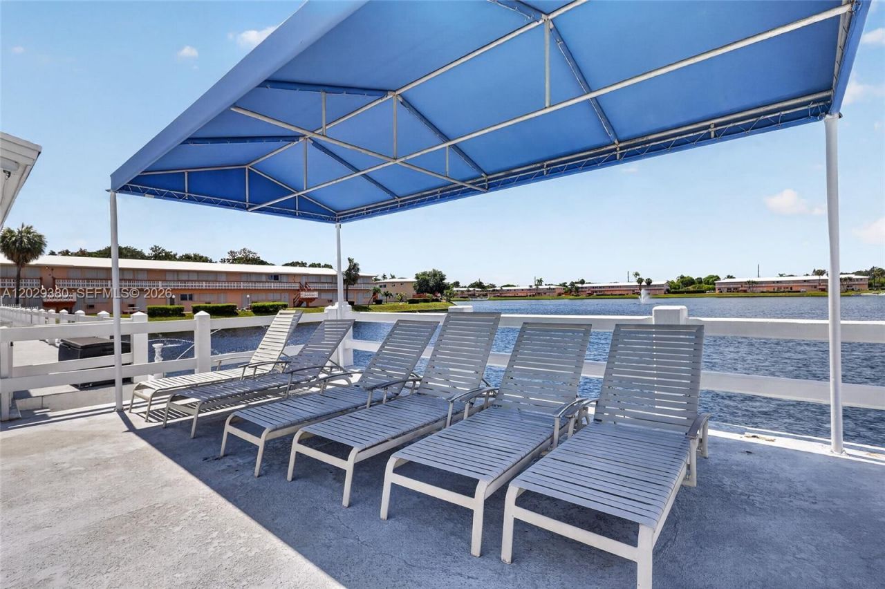 820 SW 11th Ave , Unit 15B, Hallandale Beach, FL 33009 Photo