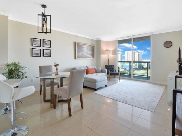1800 N Bayshore Dr, Unit 2308, Miami, FL 33132