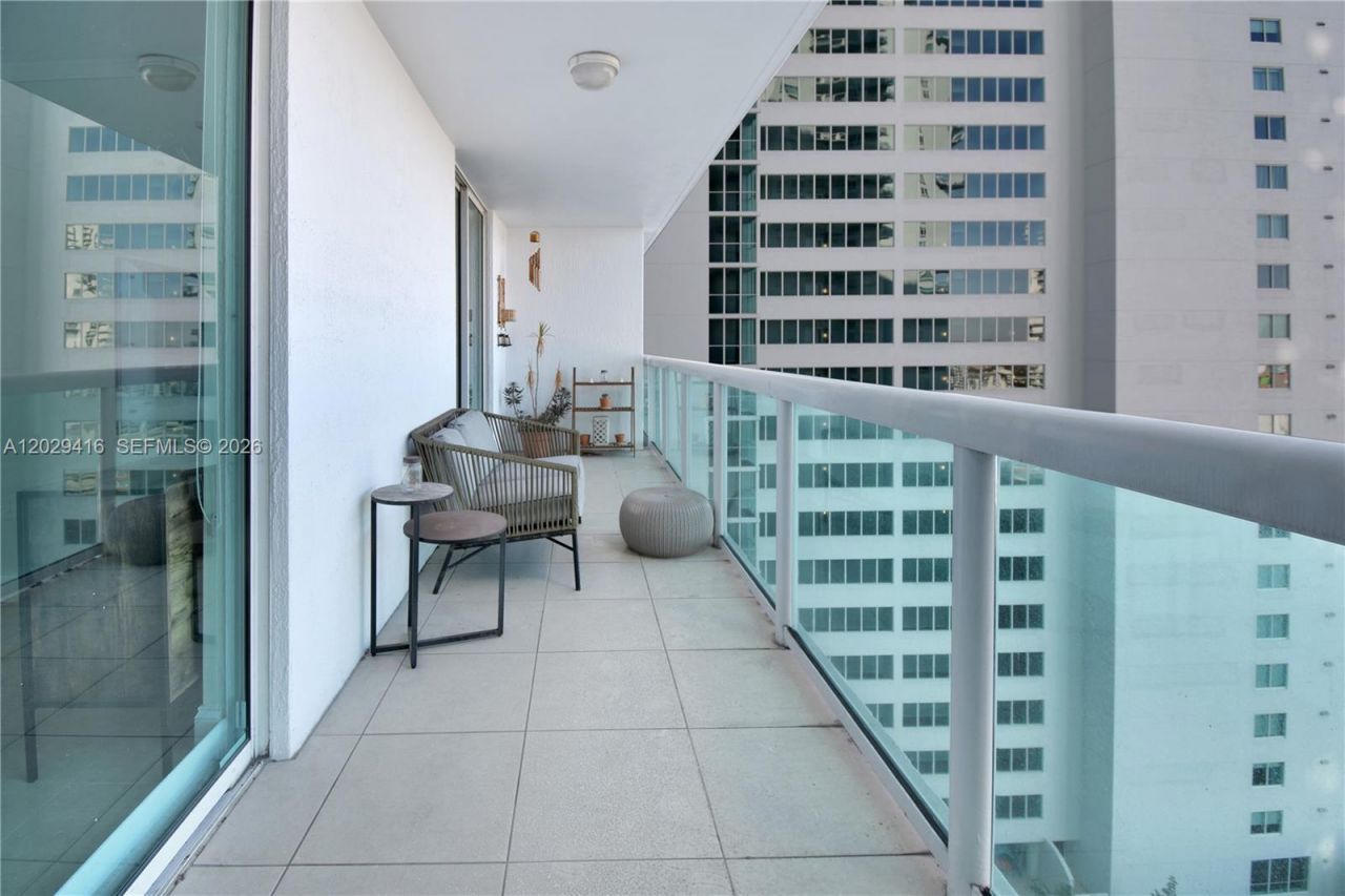 1800 N Bayshore Dr , Unit 2308, Miami, FL 33132 Photo