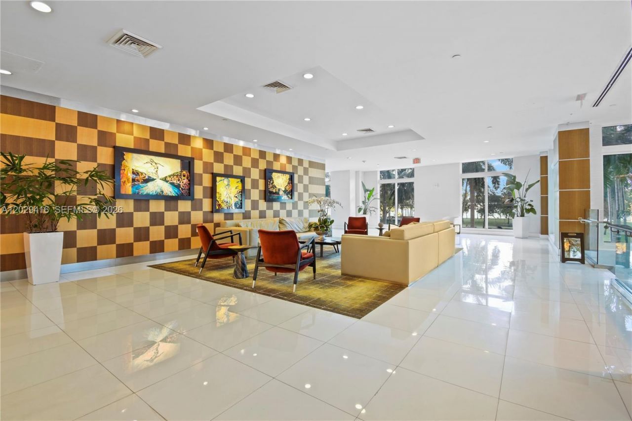 1800 N Bayshore Dr , Unit 2308, Miami, FL 33132 Photo