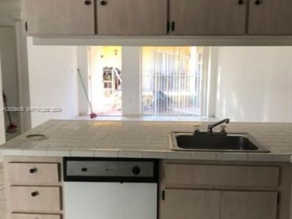 15401 SW 81st Cir Ln, Unit 16, Miami, FL 33193