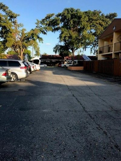 15401 SW 81st Cir Ln, Unit 16, Miami, FL 33193 Photo