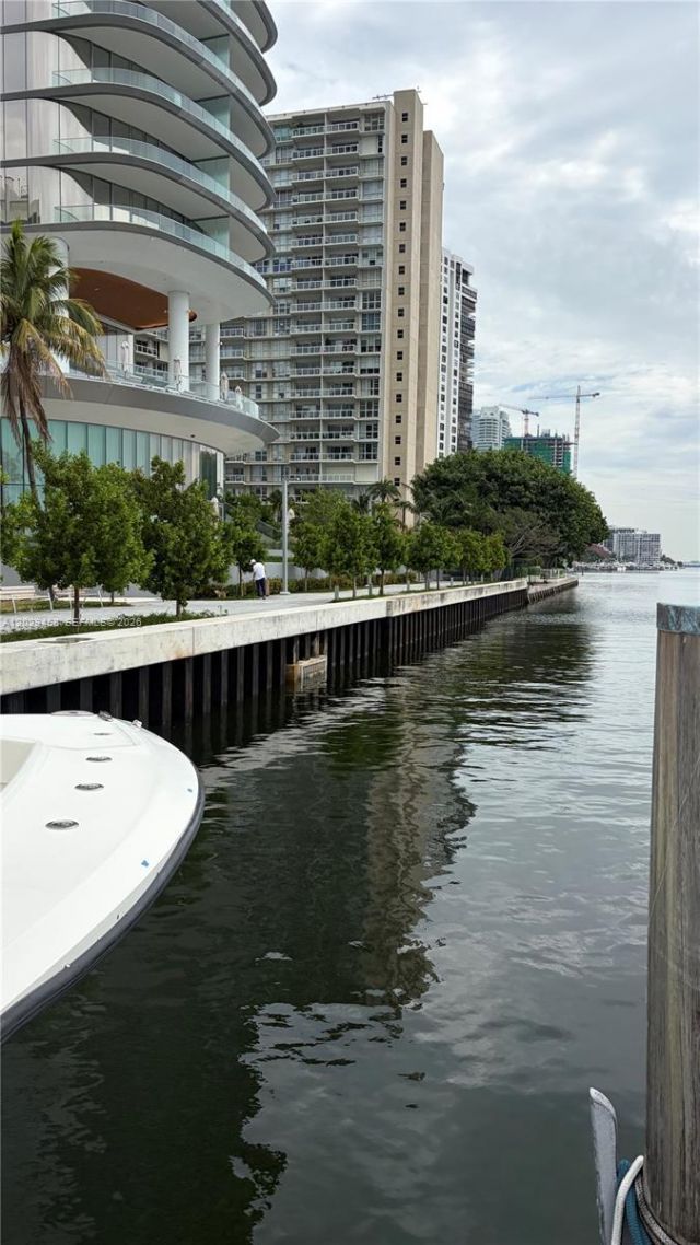 150 SE 25th Rd , Miami, FL 33131 Photo