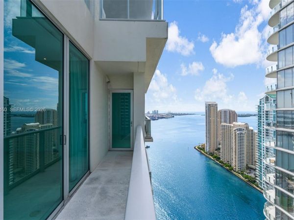 300 S Biscayne Blvd , Unit T-3702, Miami, FL 33131