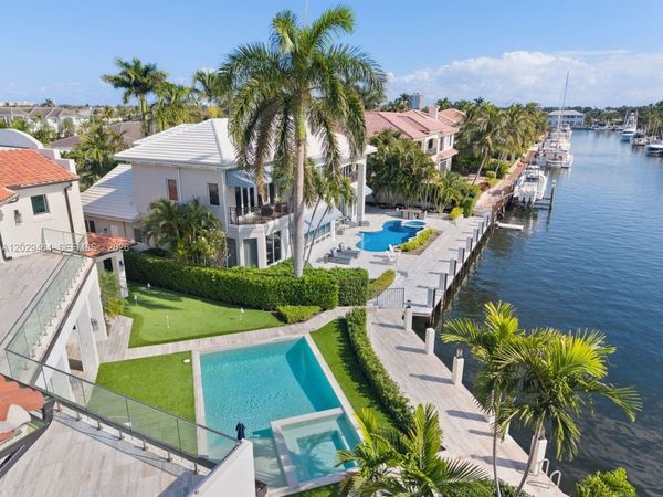 2300 NE 34th Ct, Lighthouse Point, FL 33064