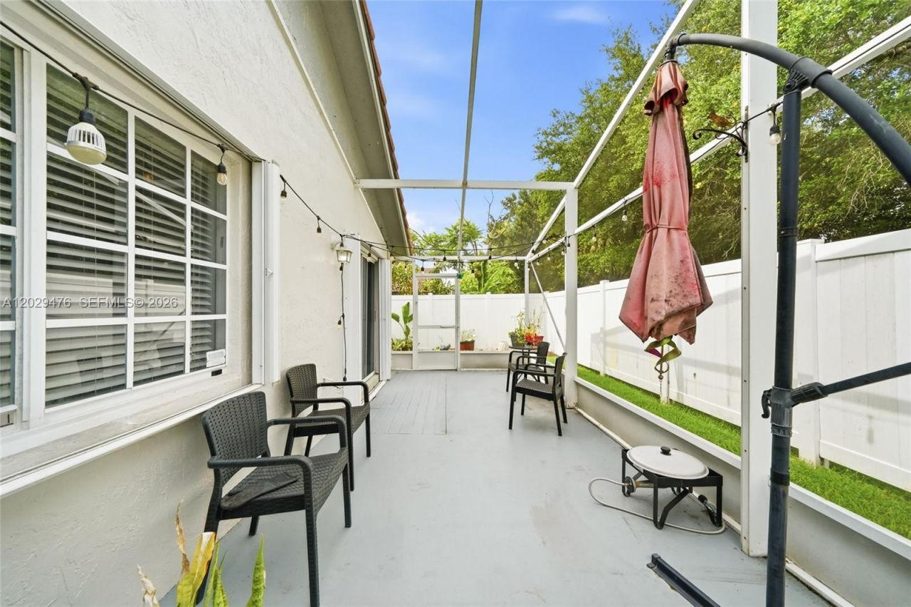 531 SW 176th Ave , Pembroke Pines, FL 33029 Photo