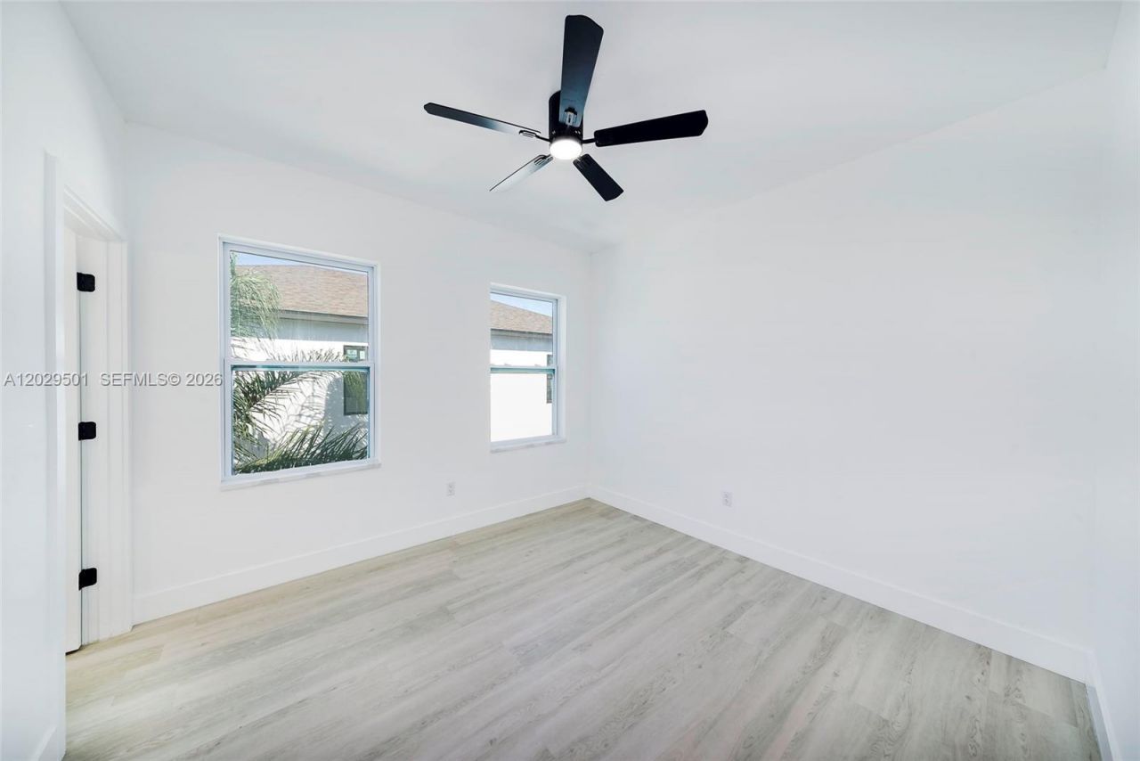 2925 13th St N , Saint Petersburg, FL 33704 Photo
