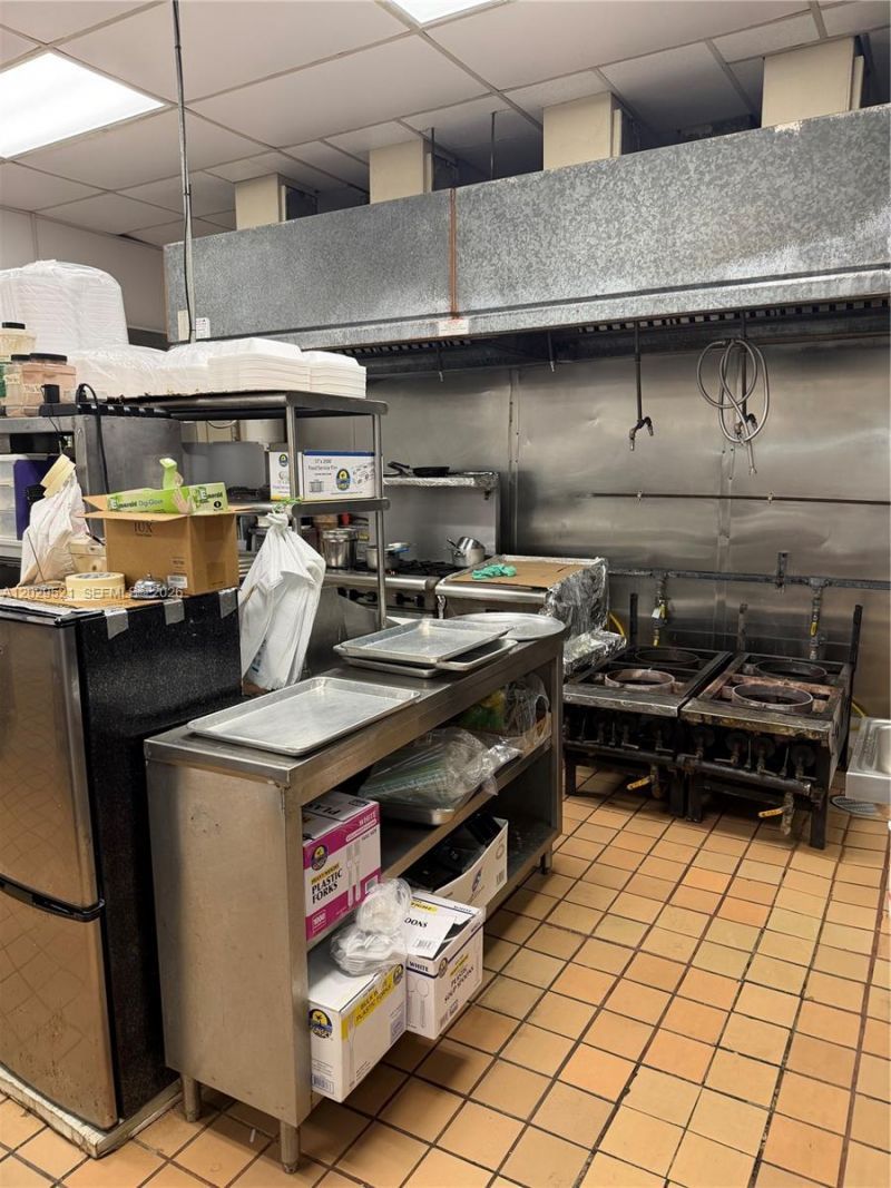 7462 Royal Palm Blvd , Margate, FL 33063 Photo