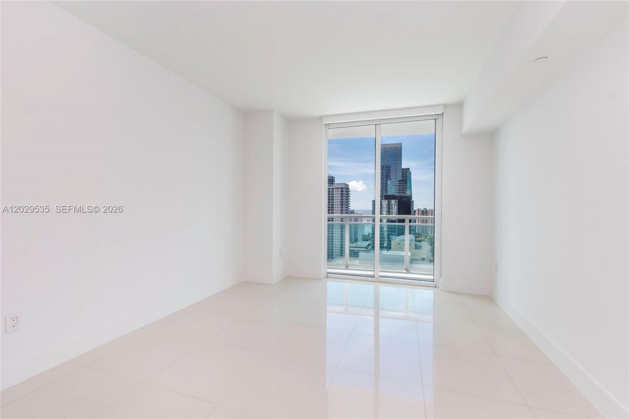 951 Brickell Ave, Unit 3210, Miami, FL 33131 Photo