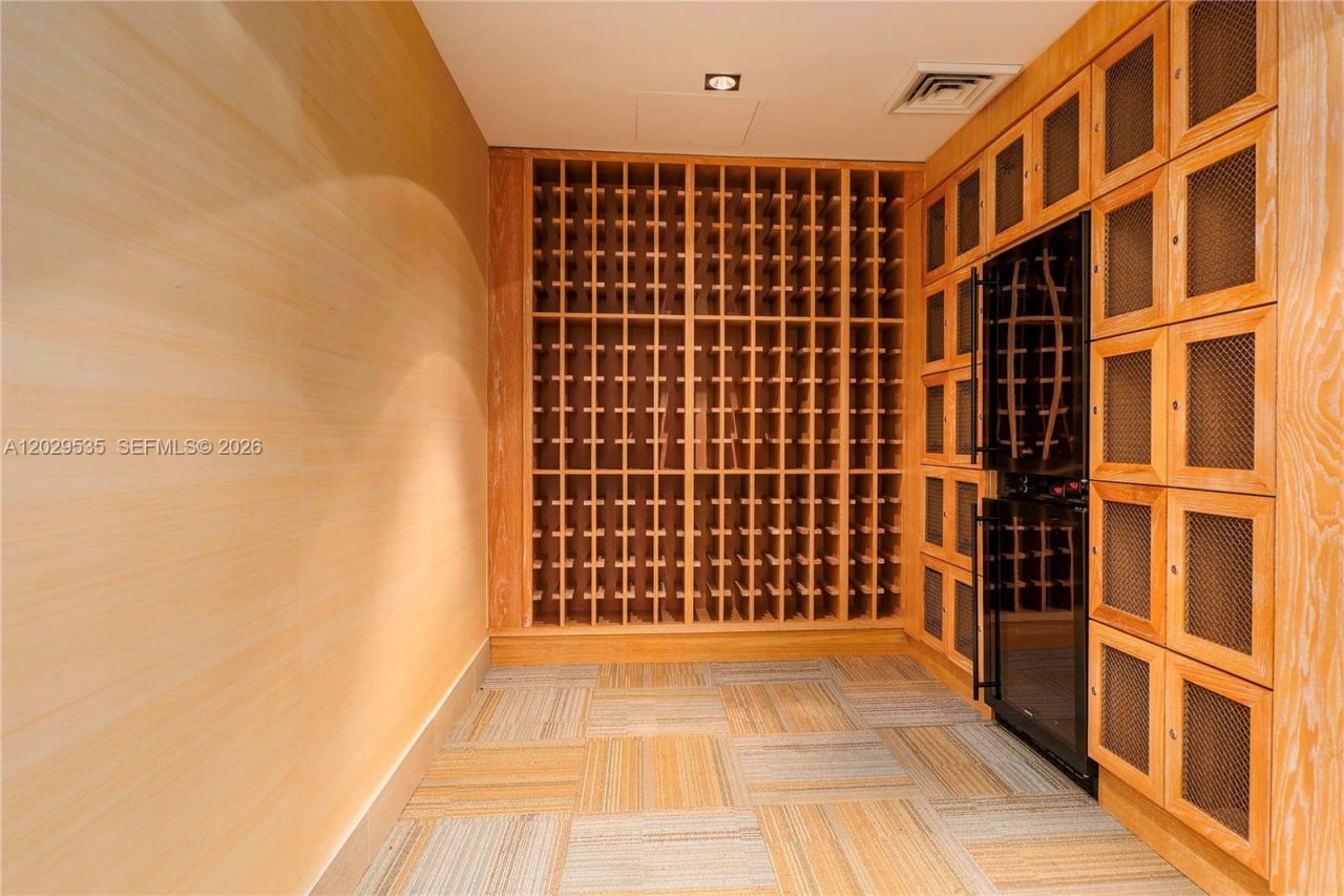 951 Brickell Ave, Unit 3210, Miami, FL 33131 Photo