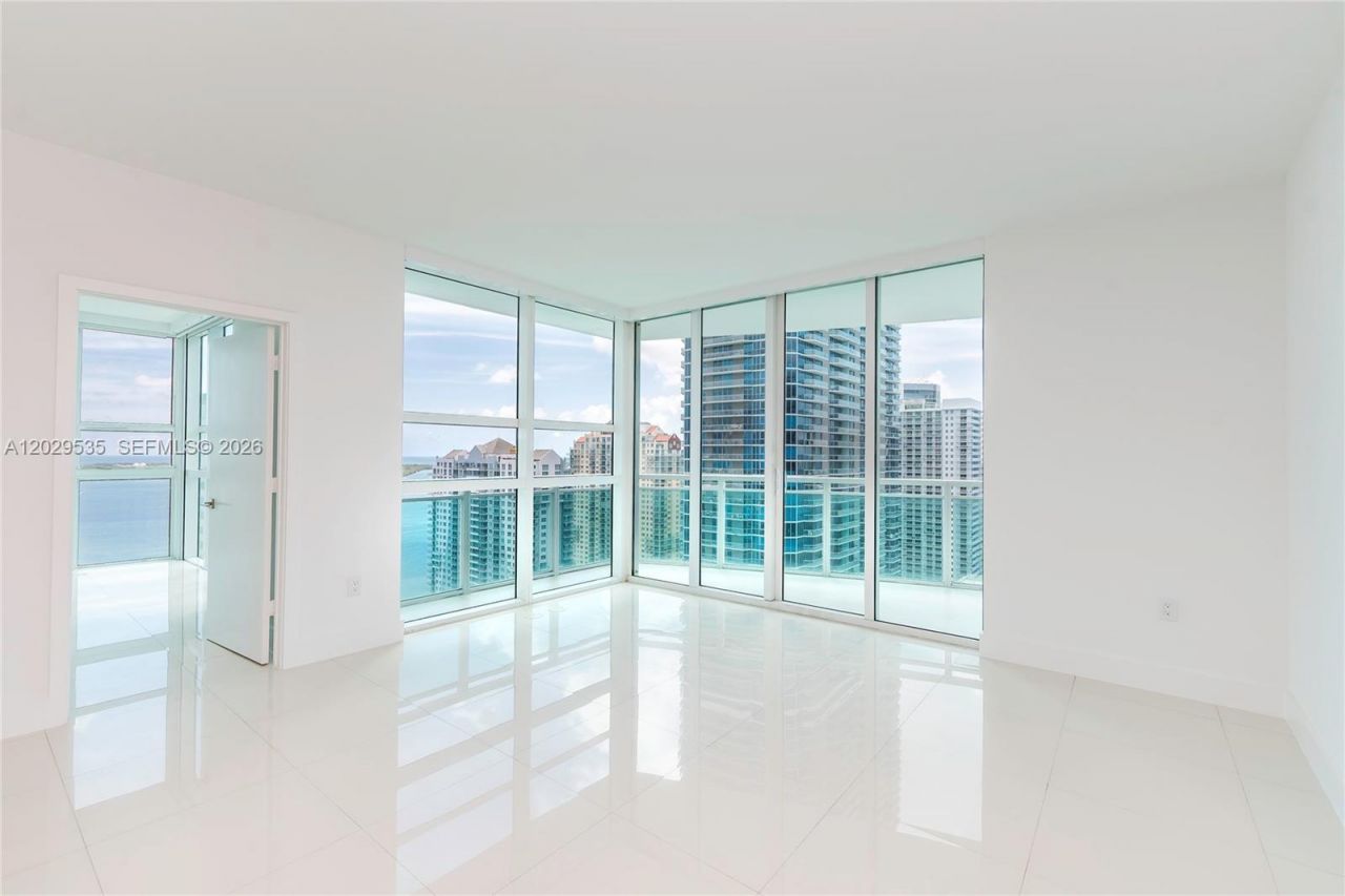 951 Brickell Ave, Unit 3210, Miami, FL 33131 Photo