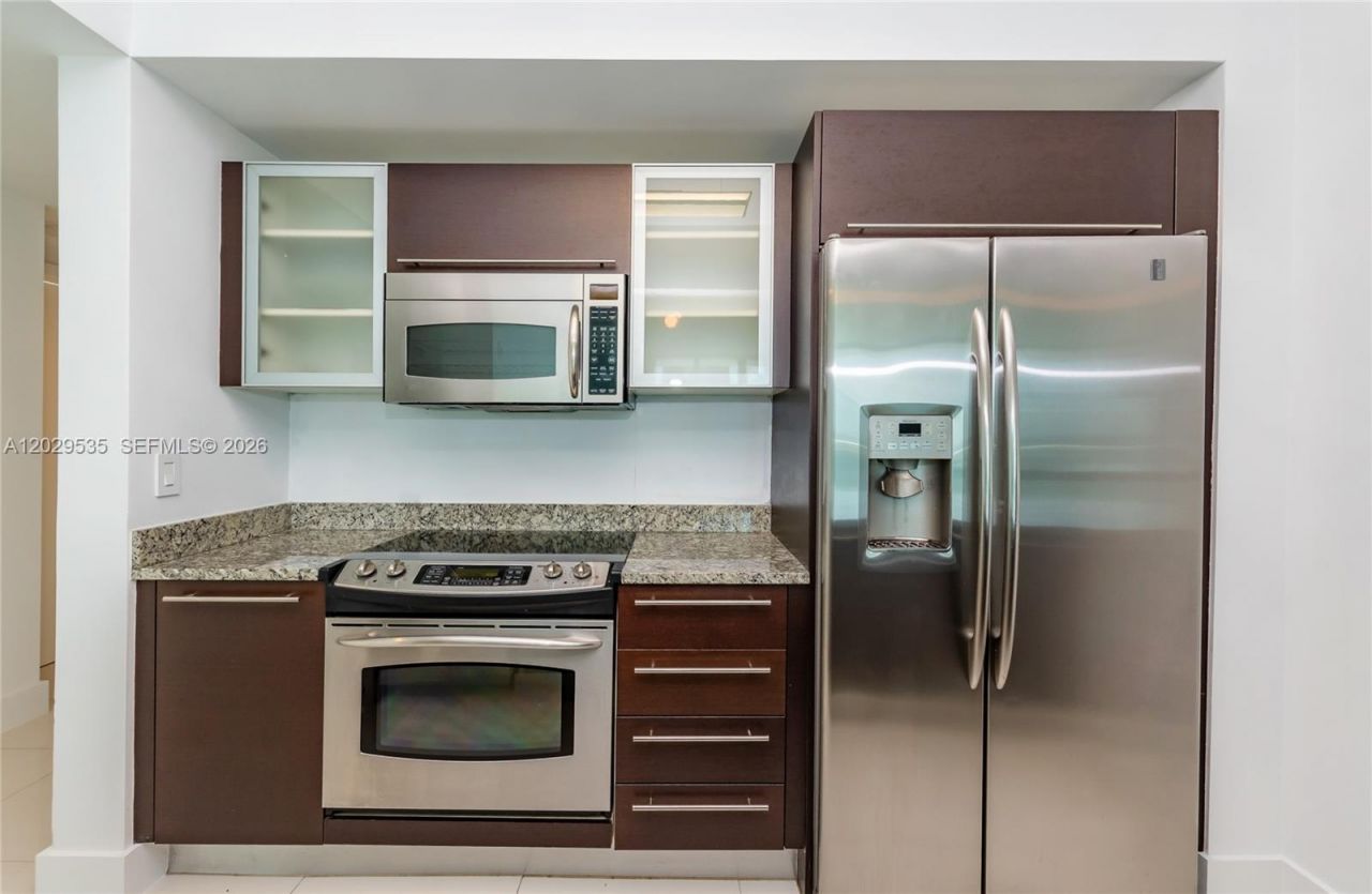 951 Brickell Ave, Unit 3210, Miami, FL 33131 Photo