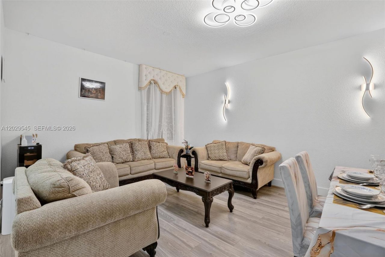8904 SW 19th St , Miramar, FL 33025 Photo