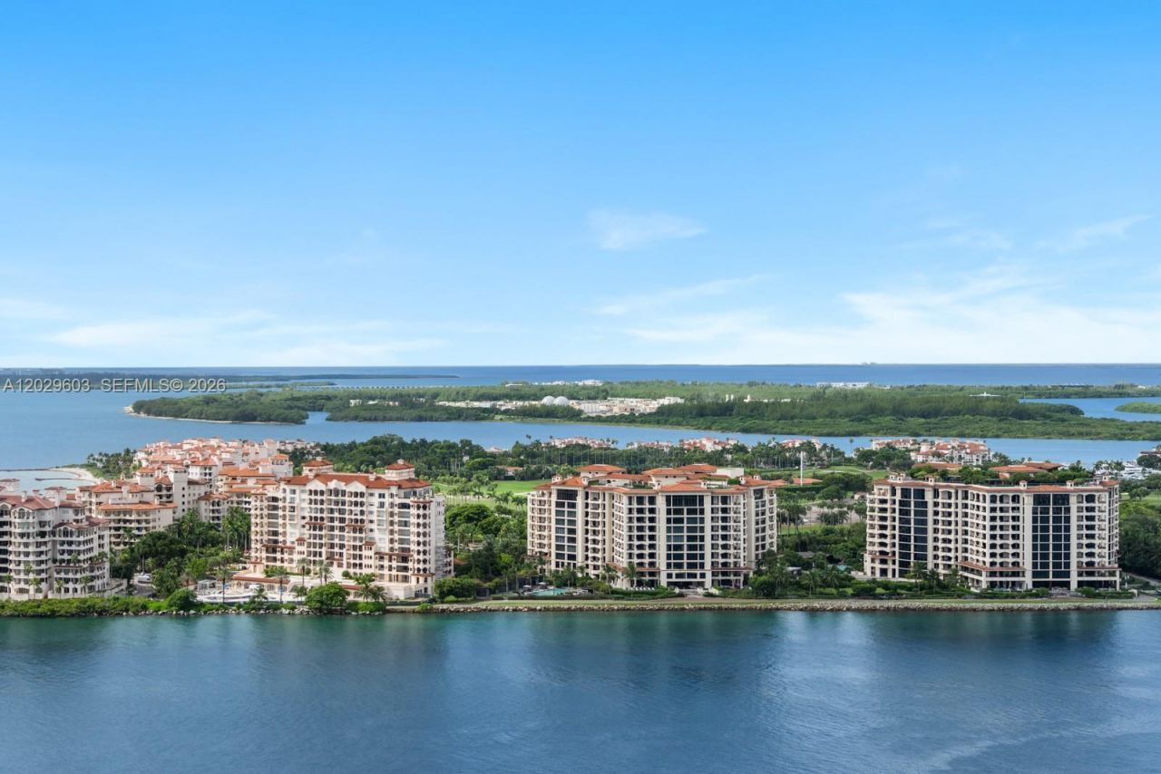 50 S Pointe Dr , Unit 2903, Miami Beach, FL 33139 Photo