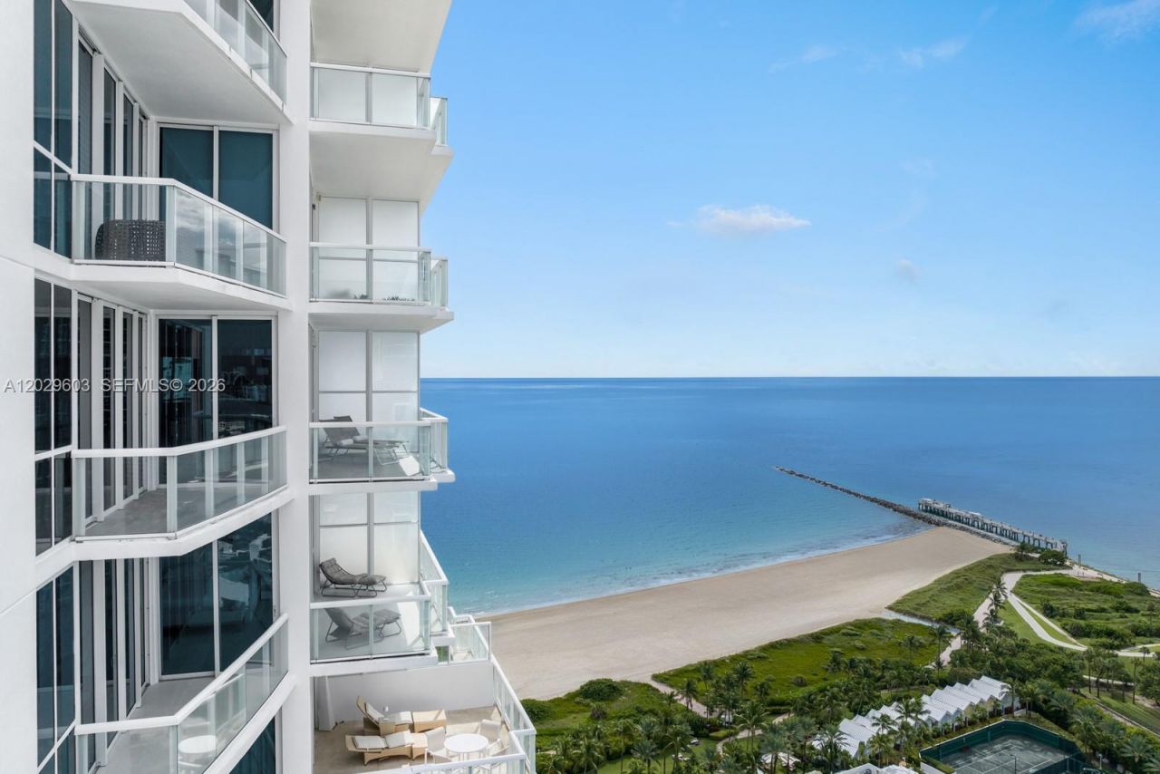 50 S Pointe Dr , Unit 2903, Miami Beach, FL 33139 Photo