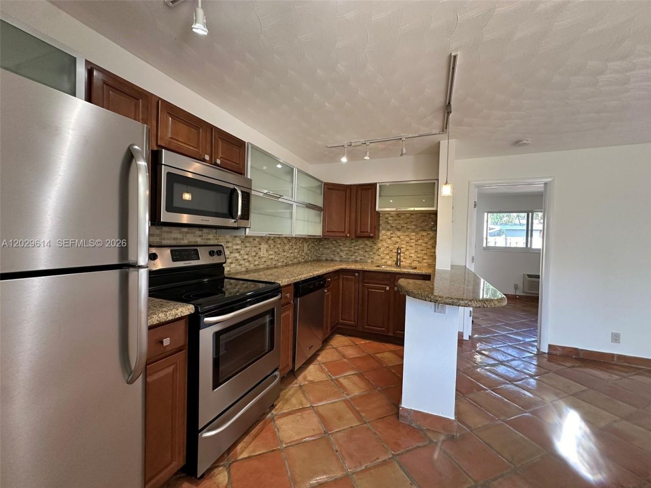 1324 NE 16th Ave , Unit 2, Fort Lauderdale, FL 33304 Photo