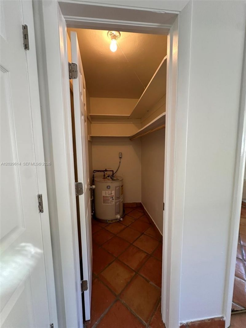 1324 NE 16th Ave , Unit 2, Fort Lauderdale, FL 33304 Photo