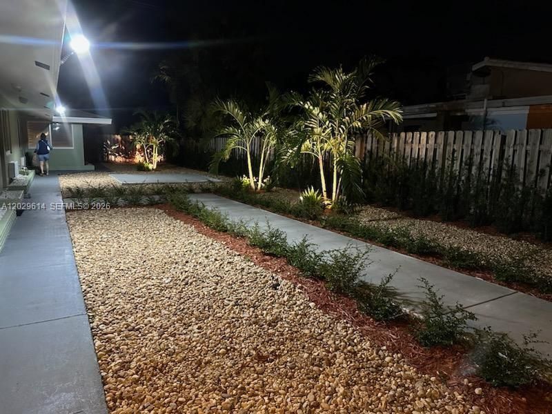 1324 NE 16th Ave , Unit 2, Fort Lauderdale, FL 33304 Photo